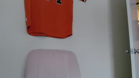 jasper1thewhor3 online show from February 18, 8:49 pm