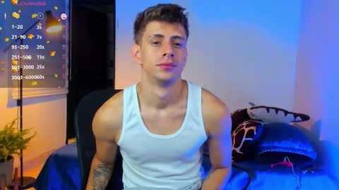 Snapshot of jasper__jones chatting on November 19, 9:20 am JASPER JONES online show from November 19, 9:20 am