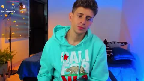 Snapshot of jasper__jones chatting on November 19, 9:48 pm JASPER JONES online show from November 19, 9:48 pm