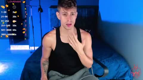Snapshot of jasper__jones chatting on July 5, 4:41 am JASPER JONES online show from July 5, 4:41 am