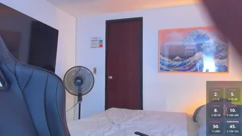 JBrooksXx online show from May 18, 4:07 am
