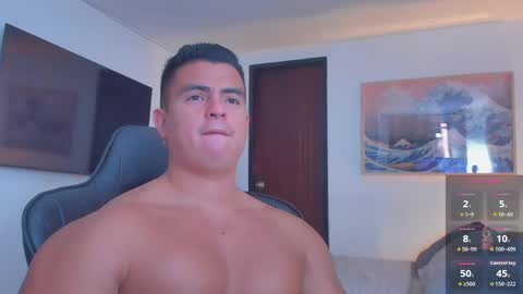 JBrooksXx online show from May 18, 4:13 pm