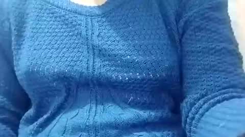 jasspreettt online show from December 3, 1:24 am