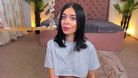 JassyeJoy online show from December 13, 8:41 am