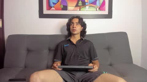 Snapshot of jave_rave chatting on November 17, 12:33 pm jave_rave online show from November 17, 12:33 pm