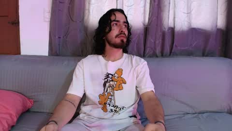 Snapshot of jave_rave chatting on May 13, 12:02 pm jave_rave online show from May 13, 12:02 pm