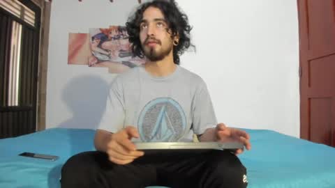 Snapshot of jave_rave chatting on May 28, 12:13 pm jave_rave online show from May 28, 12:13 pm