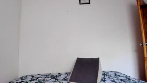 Snapshot of jave_rave chatting on June 14, 12:40 pm jave_rave online show from June 14, 12:40 pm