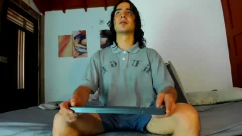 Snapshot of jave_rave chatting on June 16, 12:19 pm jave_rave online show from June 16, 12:19 pm