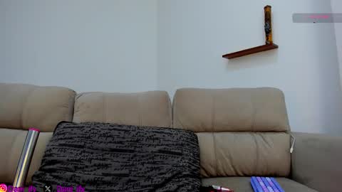 Snapshot of javi_8812 chatting on November 27, 1:07 am dani and javi online show from November 27, 1:07 am