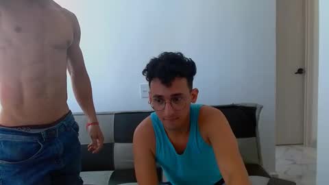 javier288038 online show from November 14, 8:07 pm