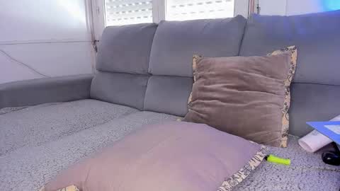 Javier  online show from February 24, 1:09 pm