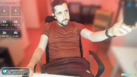 javierduro24 online show from May 3, 1:28 pm