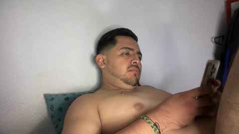 Snapshot of javiermichi chatting on November 2, 5:32 am javiermichi online show from November 2, 5:32 am