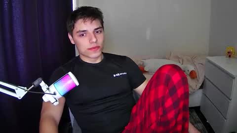 Snapshot of javiermire chatting on November 1, 9:55 am javi online show from November 1, 9:55 am