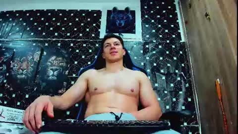Javier online show from June 14, 1:25 am