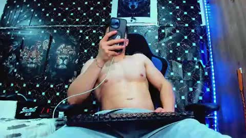 Javier online show from June 25, 5:12 am