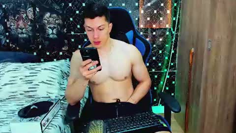 Javier online show from June 30, 5:58 pm