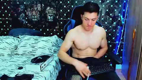 Javier online show from July 1, 6:04 am