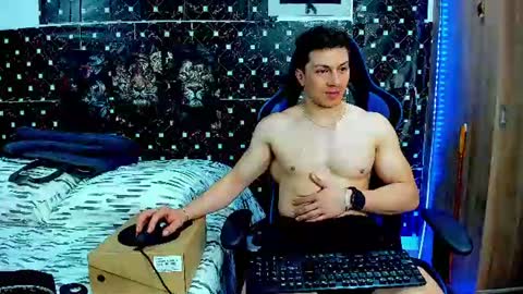 Javier online show from August 4, 6:38 am