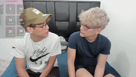 javieryalejandro online show from September 12, 7:58 pm