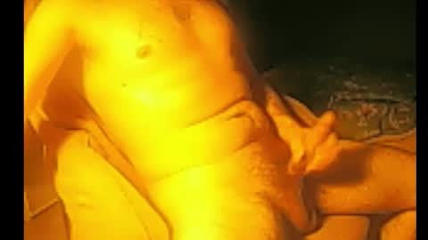 Snapshot of javigtz chatting on January 6, 2:15 am javigtz online show from January 6, 2:15 am