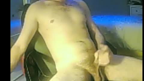 Snapshot of javigtz chatting on February 15, 3:03 am javigtz online show from February 15, 3:03 am