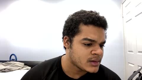 Snapshot of javiricorich chatting on February 10, 1:46 am javiSdick online show from February 10, 1:46 am