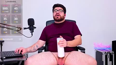 Snapshot of jax_luna chatting on February 4, 5:53 am Jax Luna online show from February 4, 5:53 am