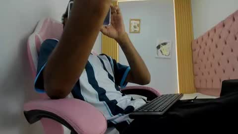 jax_maliq online show from October 19, 2:01 am