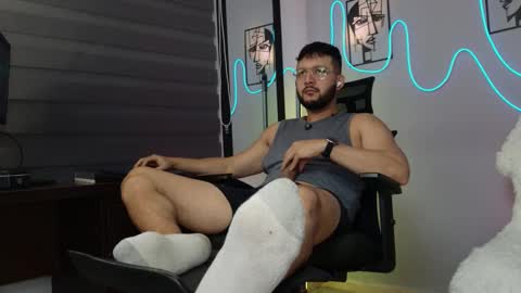 Jaxon online show from October 21, 5:19 am