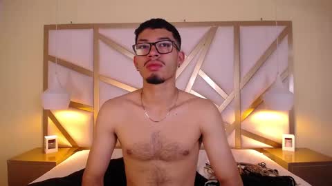 Snapshot of jaxon_carter chatting on November 30, 8:35 pm jaxon_carter online show from November 30, 8:35 pm