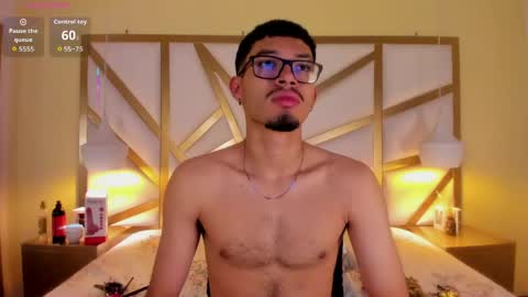 jaxon_carter online show from May 2, 2:05 am