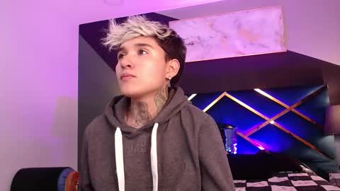 JAX online show from January 8, 3:20 am