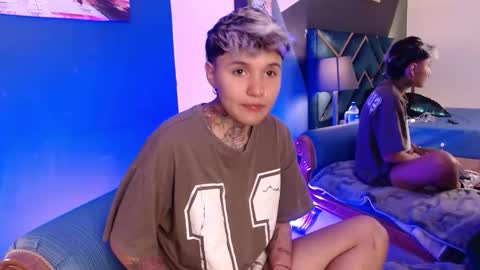 JAX online show from January 17, 3:33 am