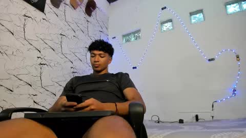 Jay online show from February 11, 11:37 am