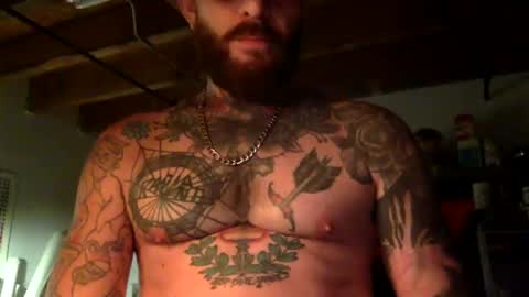 Snapshot of jay_cee_607 chatting on October 22, 2:23 am jay cee online show from October 22, 2:23 am