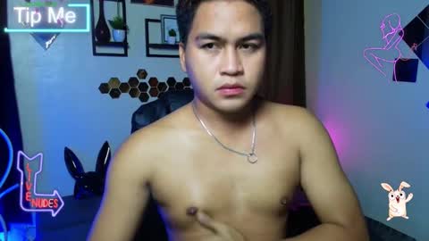 Snapshot of jay_hotcummer chatting on February 28, 9:10 am JL online show from February 28, 9:10 am