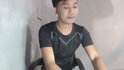 jay_xxx24 online show from April 28, 7:41 pm