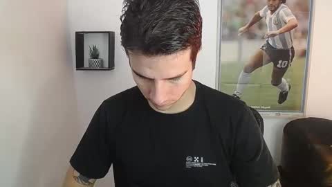 Jay Alvarrez online show from December 12, 5:04 pm