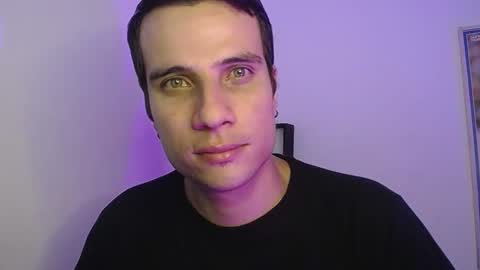 Jay Alvarrez online show from December 31, 5:40 pm