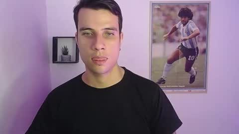 Snapshot of jayalvarrez_ chatting on January 8, 6:09 pm Jay Alvarrez online show from January 8, 6:09 pm