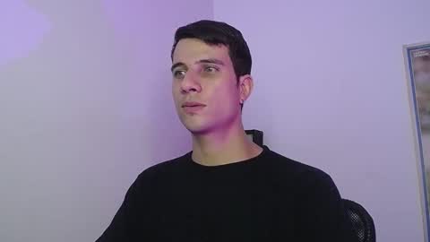 Snapshot of jayalvarrez_ chatting on January 8, 9:12 pm Jay Alvarrez online show from January 8, 9:12 pm