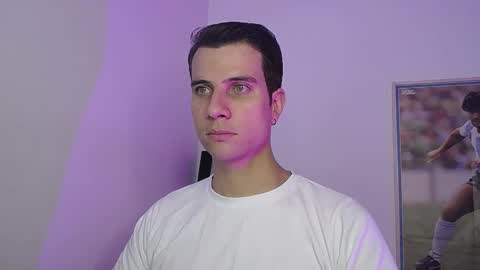 Snapshot of jayalvarrez_ chatting on January 11, 6:54 pm Jay Alvarrez online show from January 11, 6:54 pm