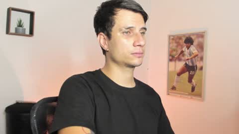 Snapshot of jayalvarrez_ chatting on January 28, 10:23 pm Jay Alvarrez online show from January 28, 10:23 pm