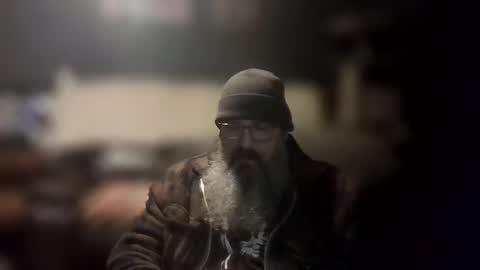 Snapshot of jaycanbefun chatting on November 6, 8:32 pm Grand Zaddy or Jay its casual online show from November 6, 8:32 pm