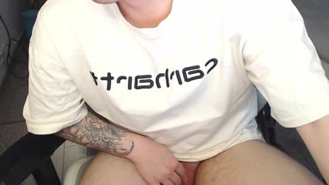 Jayce online show from February 2, 9:19 am