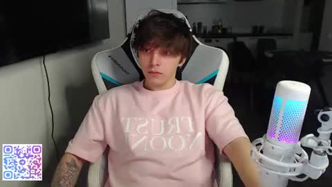 Jayce online show from June 16, 5:59 pm