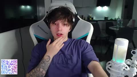 Jayce online show from June 24, 4:28 pm