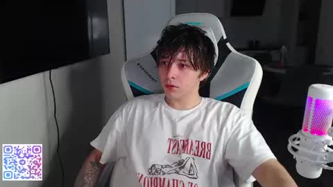 Jayce online show from June 27, 5:45 am